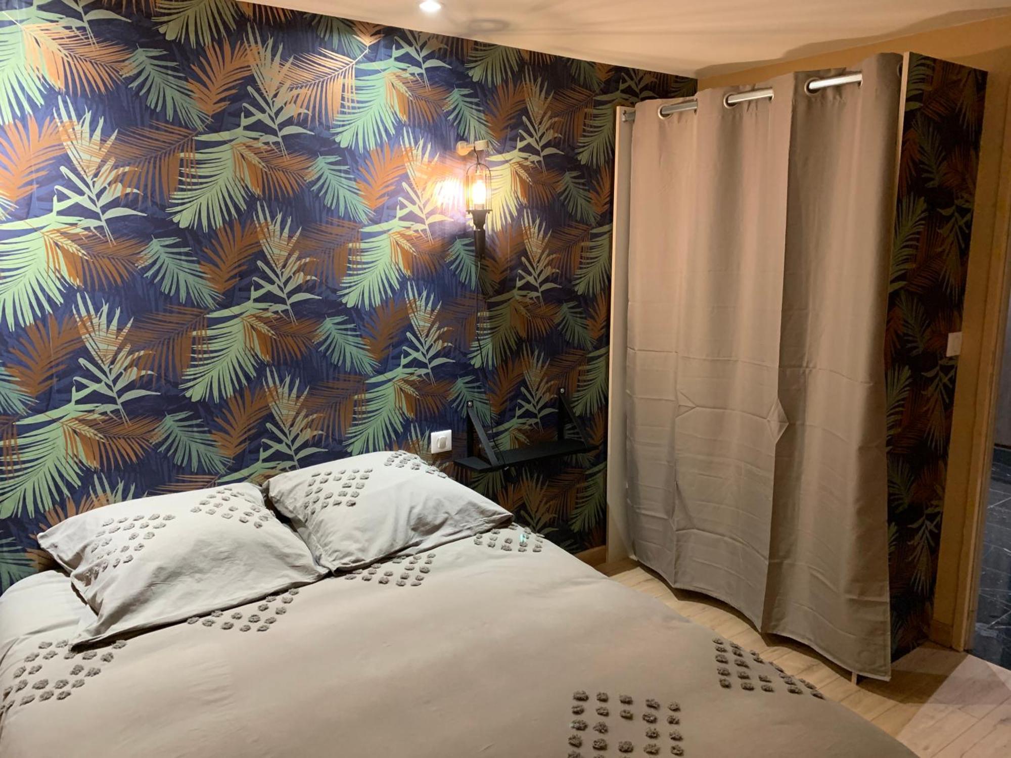 Appartement L'atelier # proche gare # Stationnement gratuit# à Cognac Extérieur photo